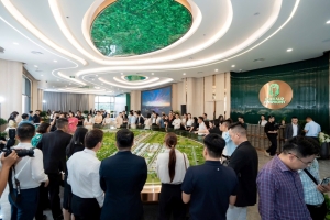 Không chỉ là lễ khai trương, Emerald Symphony mang đến một hành trình trải nghiệm đa giác quan